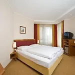 Pakat City Hotel